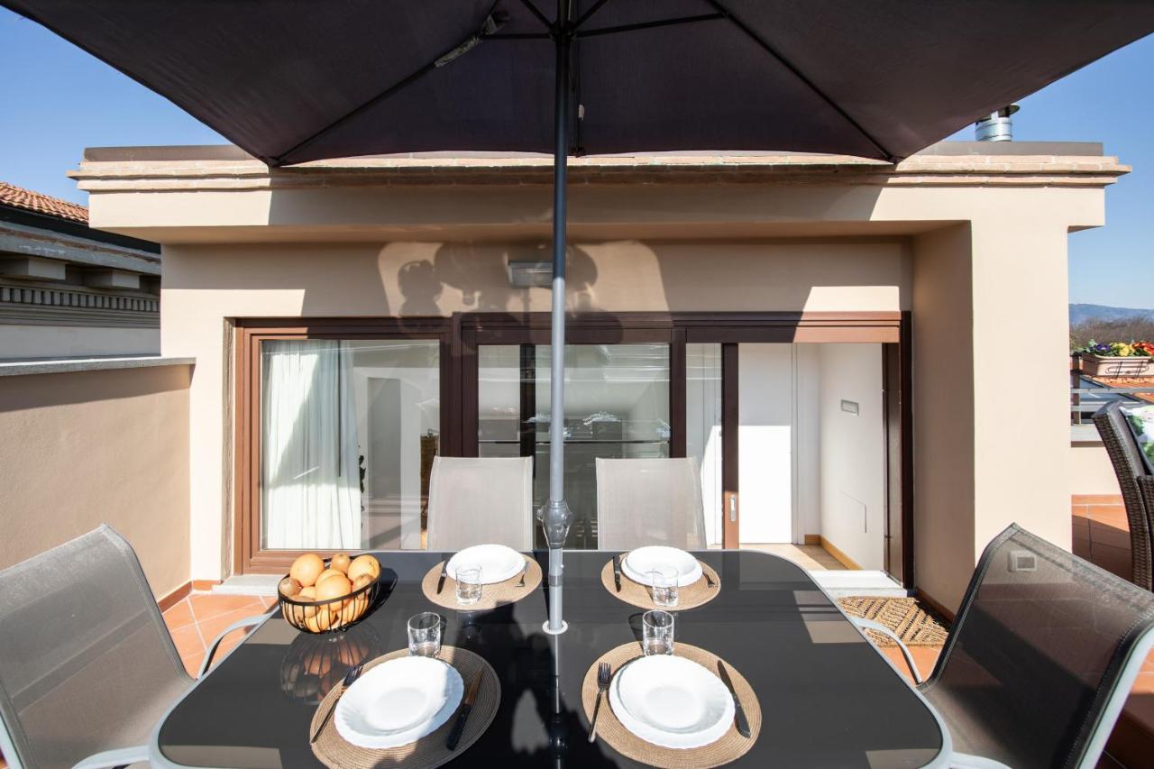 Rooftop Delight With Terrace Lucca Esterno foto