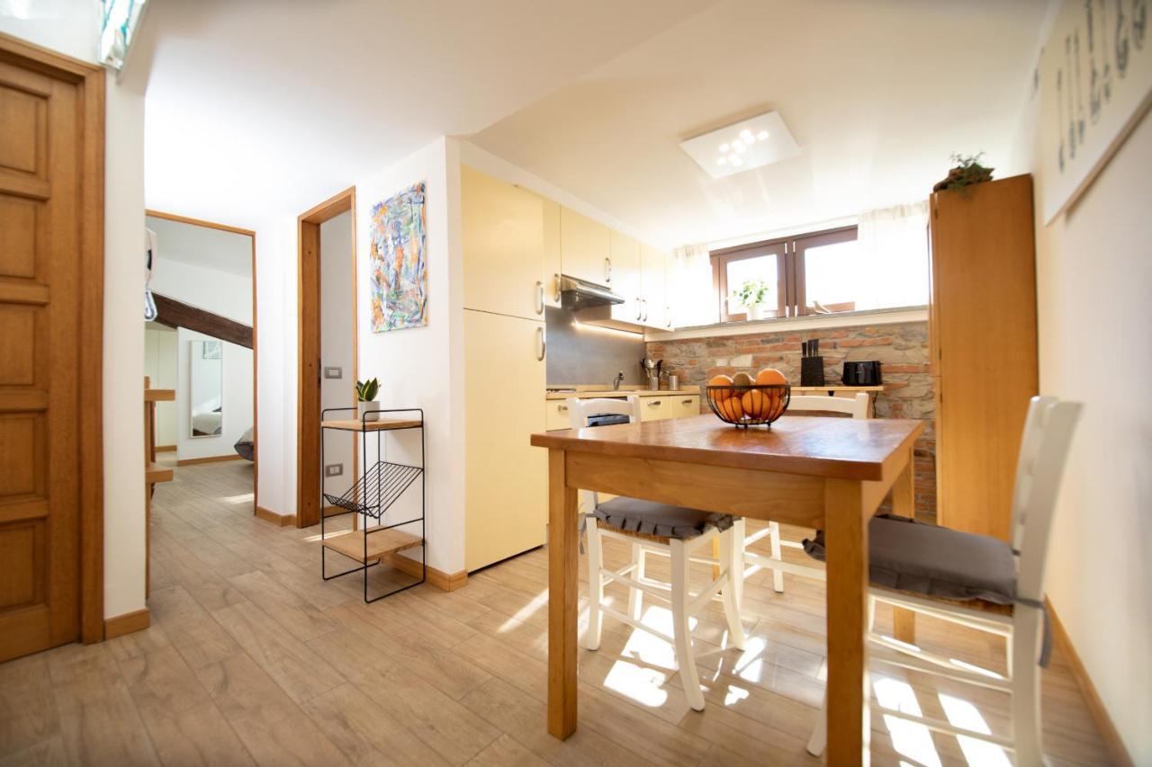 Rooftop Delight With Terrace Lucca Esterno foto
