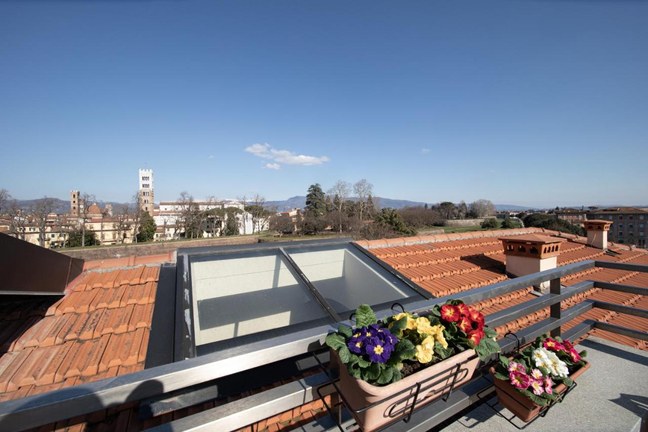 Rooftop Delight With Terrace Lucca Esterno foto